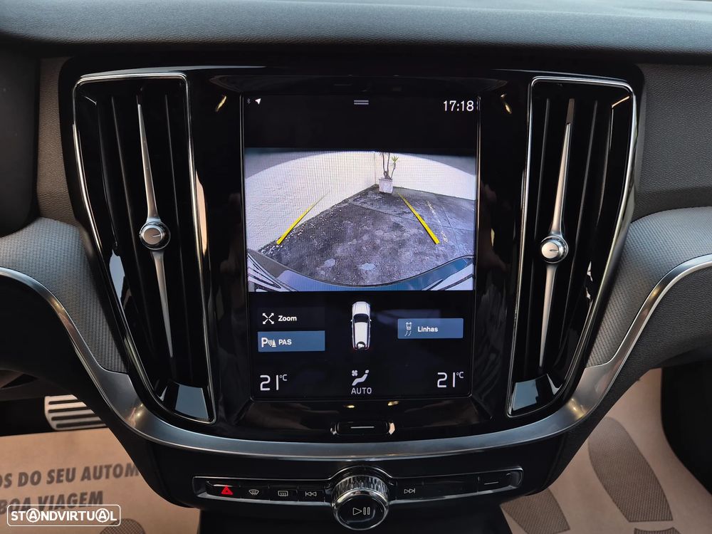 Volvo V60 2.0 B4 R-Design Geartronic - 33