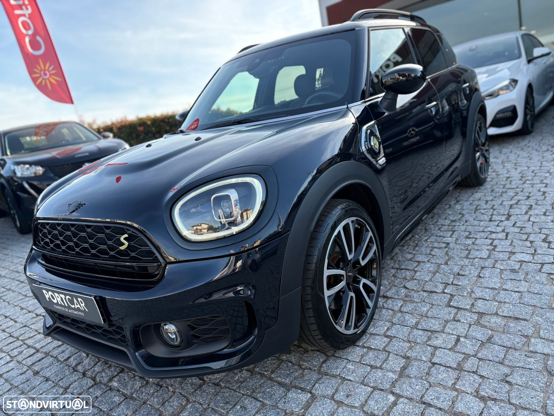 MINI Countryman Cooper SE ALL4 JCW Auto - 3