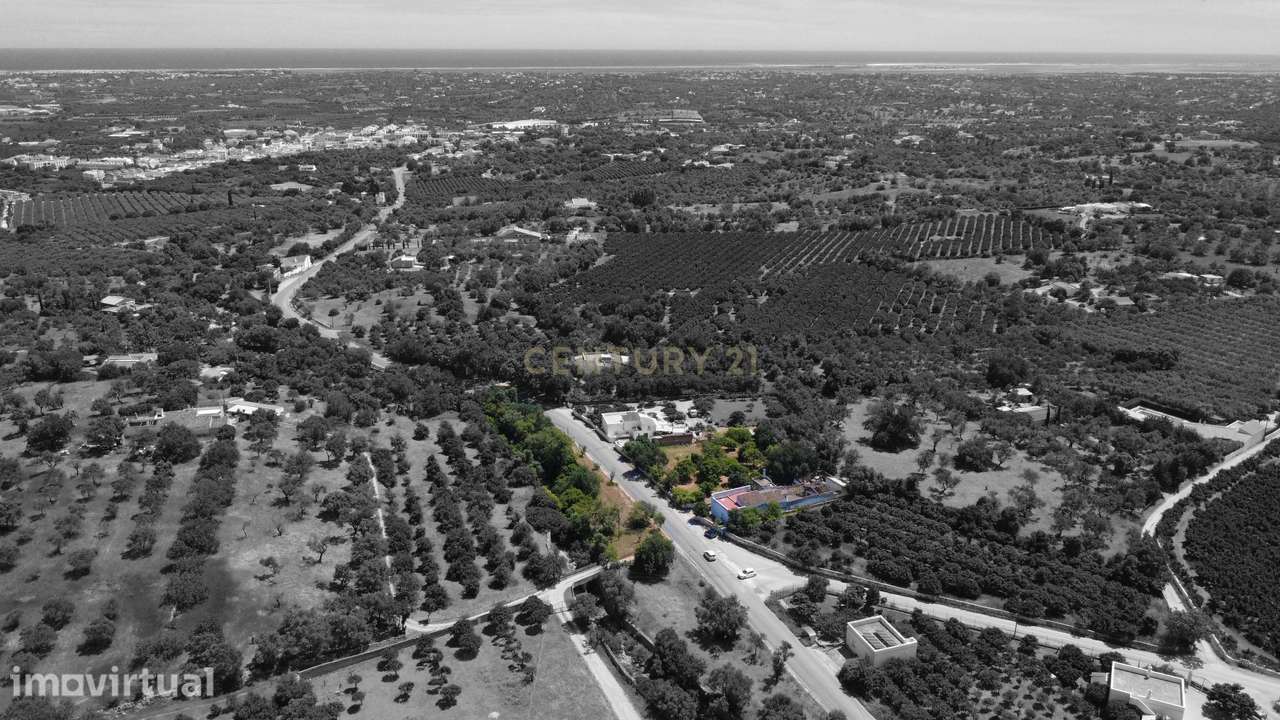 Moradia térrea com terreno de 2.280 m² em Moncarapacho com excelente p - Grande imagem: 3/10
