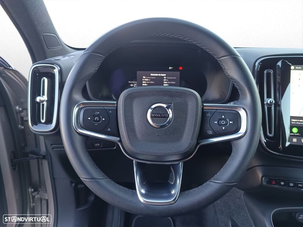 Volvo XC 40 Recharge Plus - 12