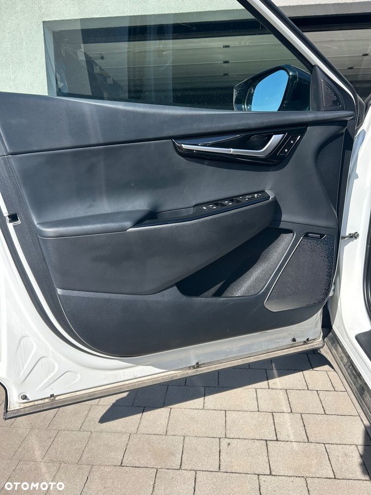 Kia EV6 77.4kWh Plus - 33