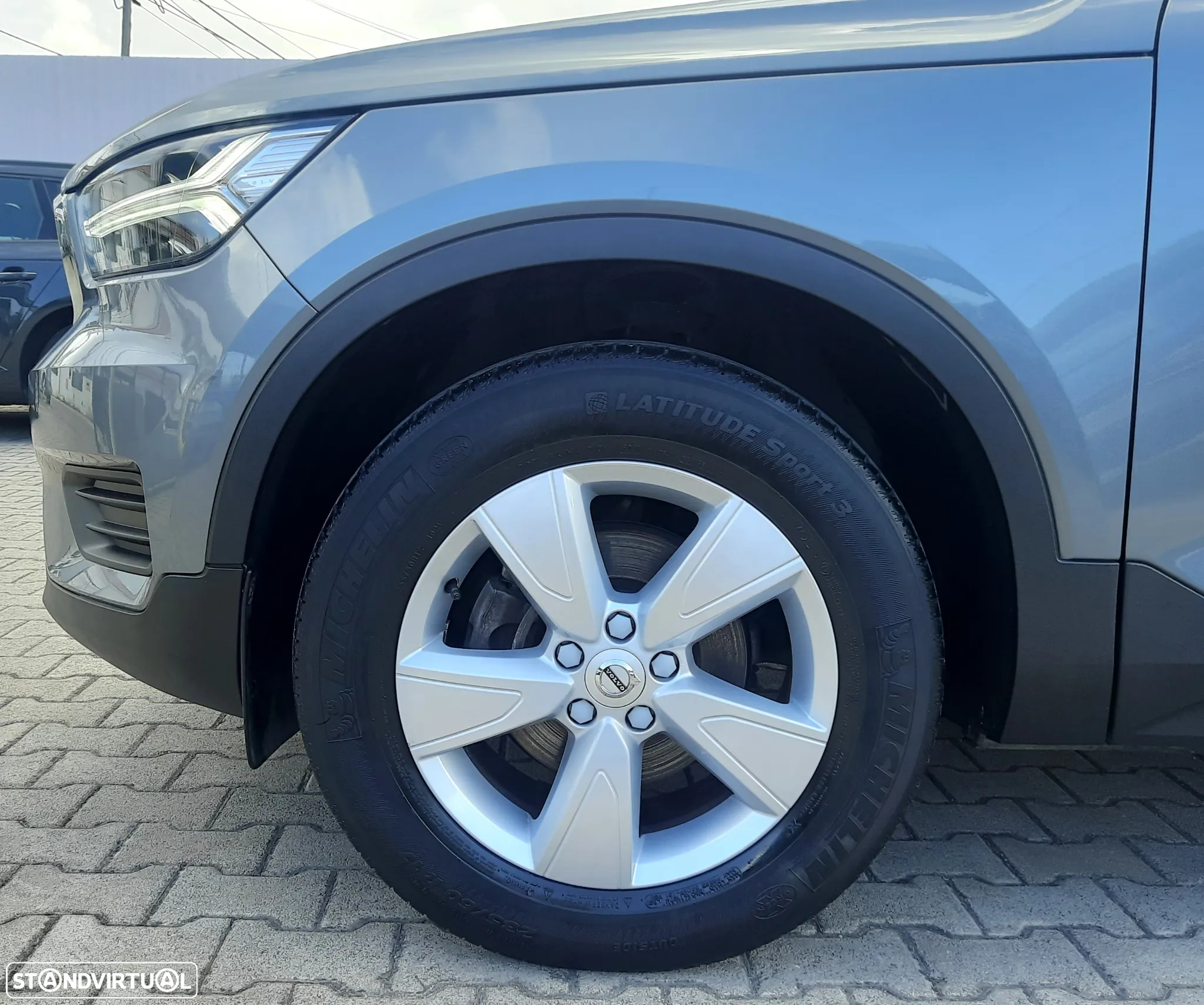 Volvo XC 40 1.5 T3 Tech Edition - 24