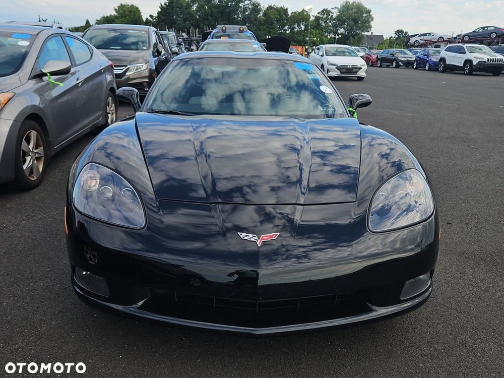 Chevrolet Corvette - 2