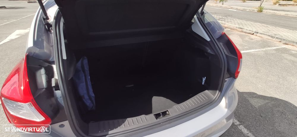 Ford Focus 1.0 SCTi Titanium - 7