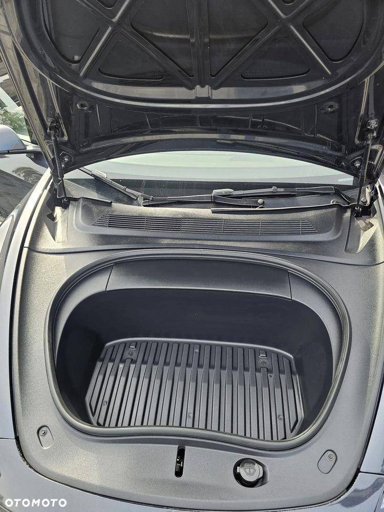 Tesla Model 3 Langstreckenbatterie Hinterradantrieb - 21