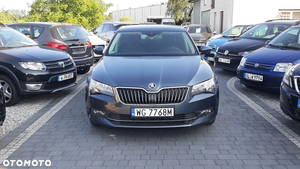 Skoda Superb 1.4 TSI ACT DSG Active - 3