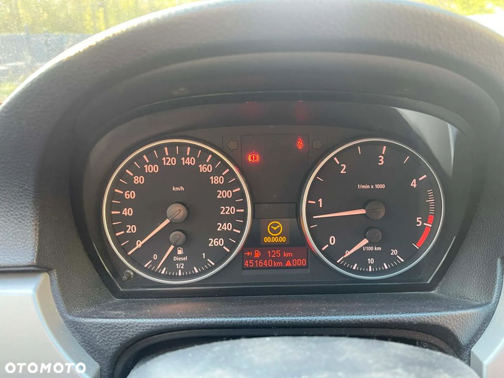 BMW Seria 3 330d DPF - 18