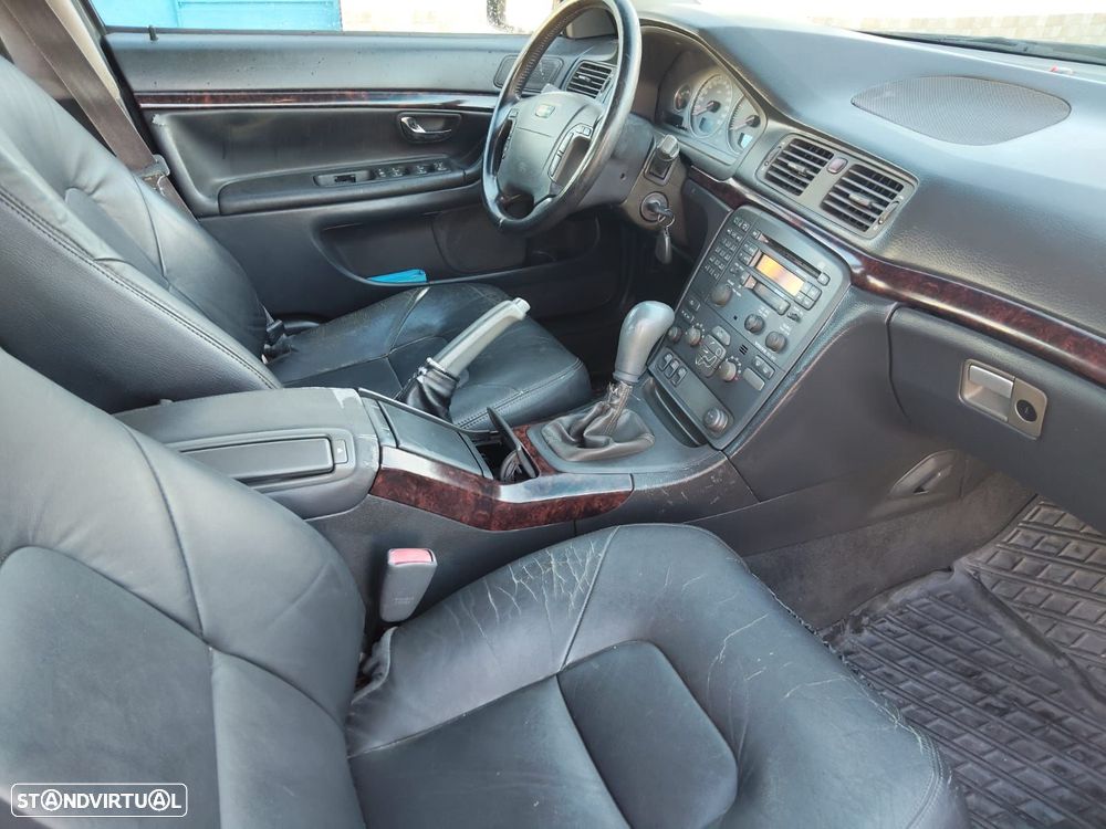 Volvo S80 2.5 D - 11