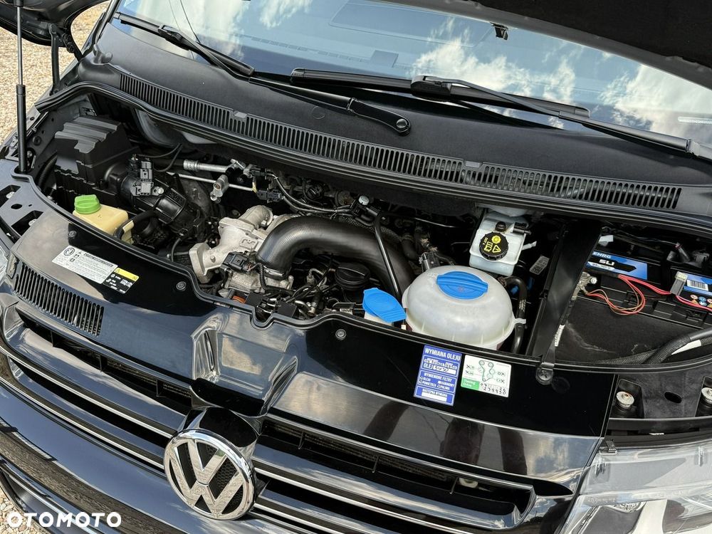 Volkswagen Multivan - 39