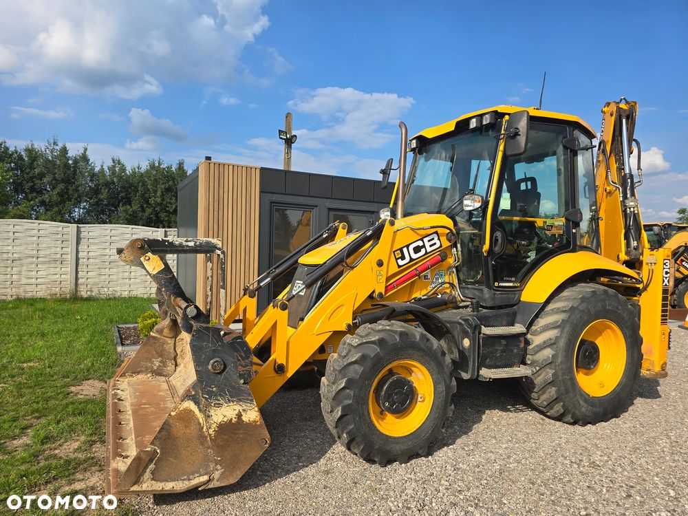 JCB