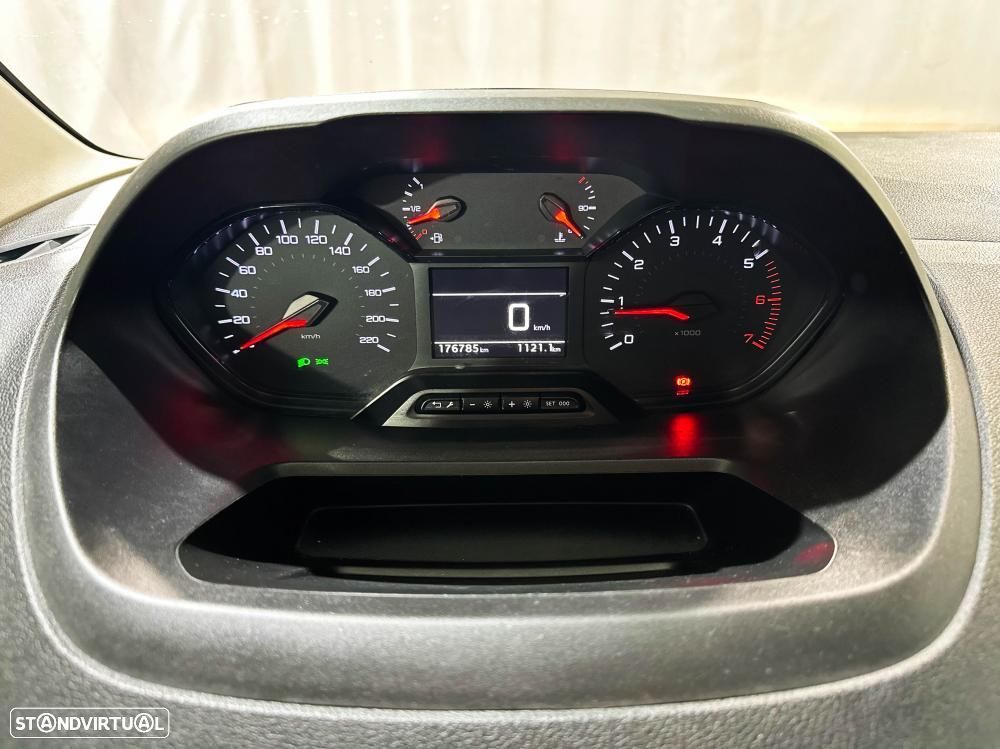 Peugeot Partner 1.6 BlueHDi 100cv L1H1 - 31