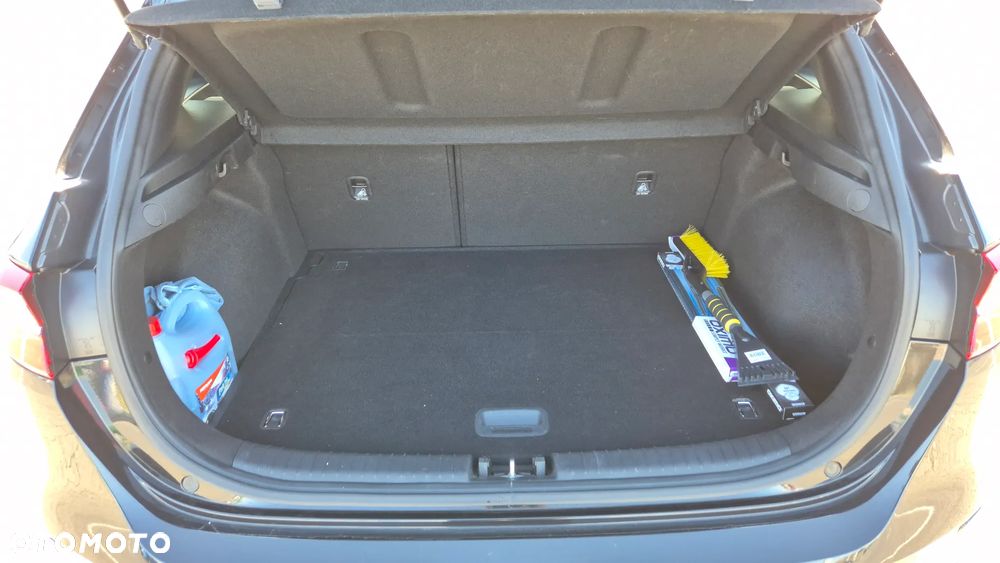 Kia Ceed 1.5 T-GDI L DCT - 11
