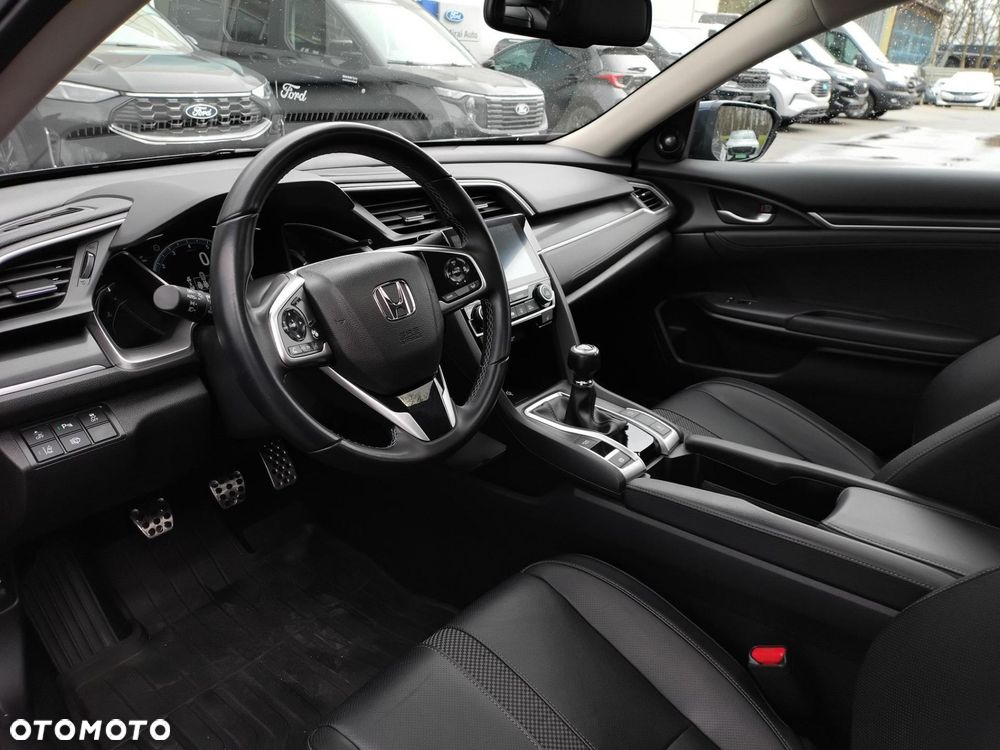 Honda Civic 1.5 T Executive - 12