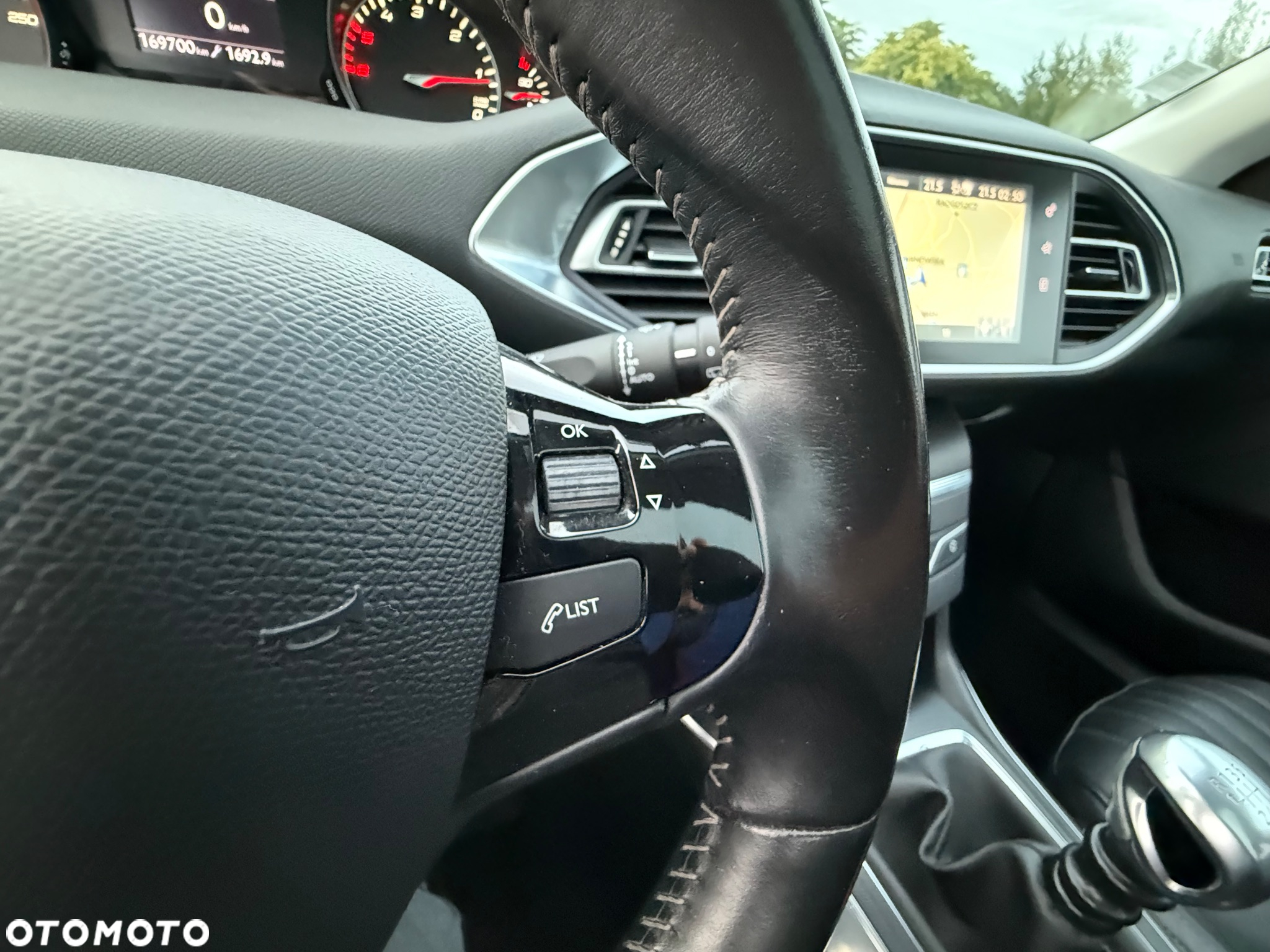 Peugeot 308 1.6 BlueHDi Allure S&S - 25