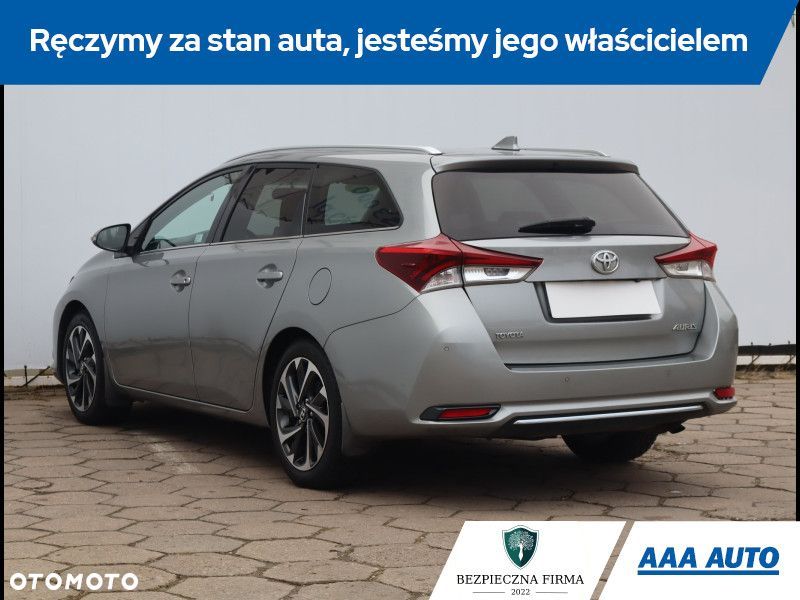 Toyota Auris - 5
