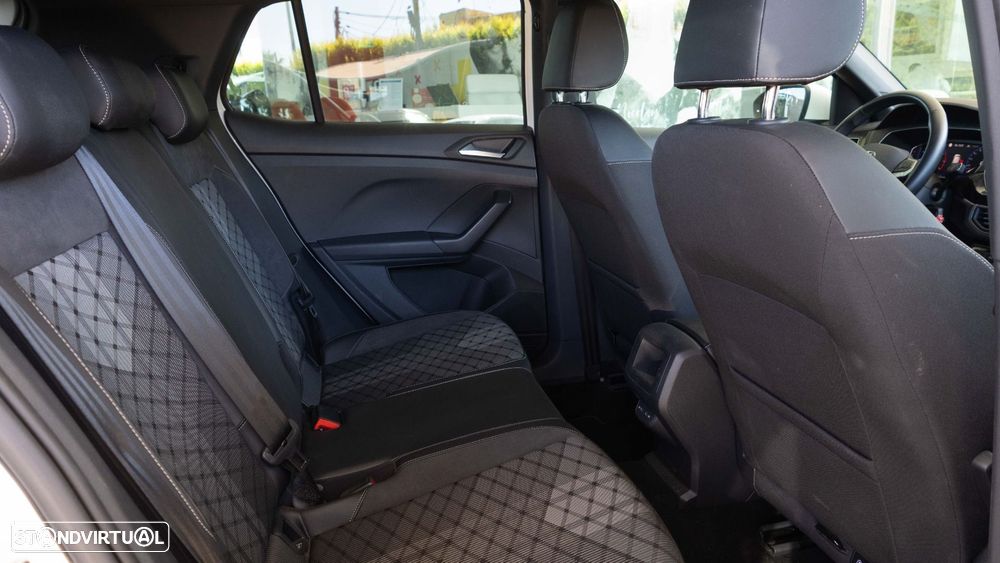 VW T-Cross 1.0 TSI R-Line DSG - 11