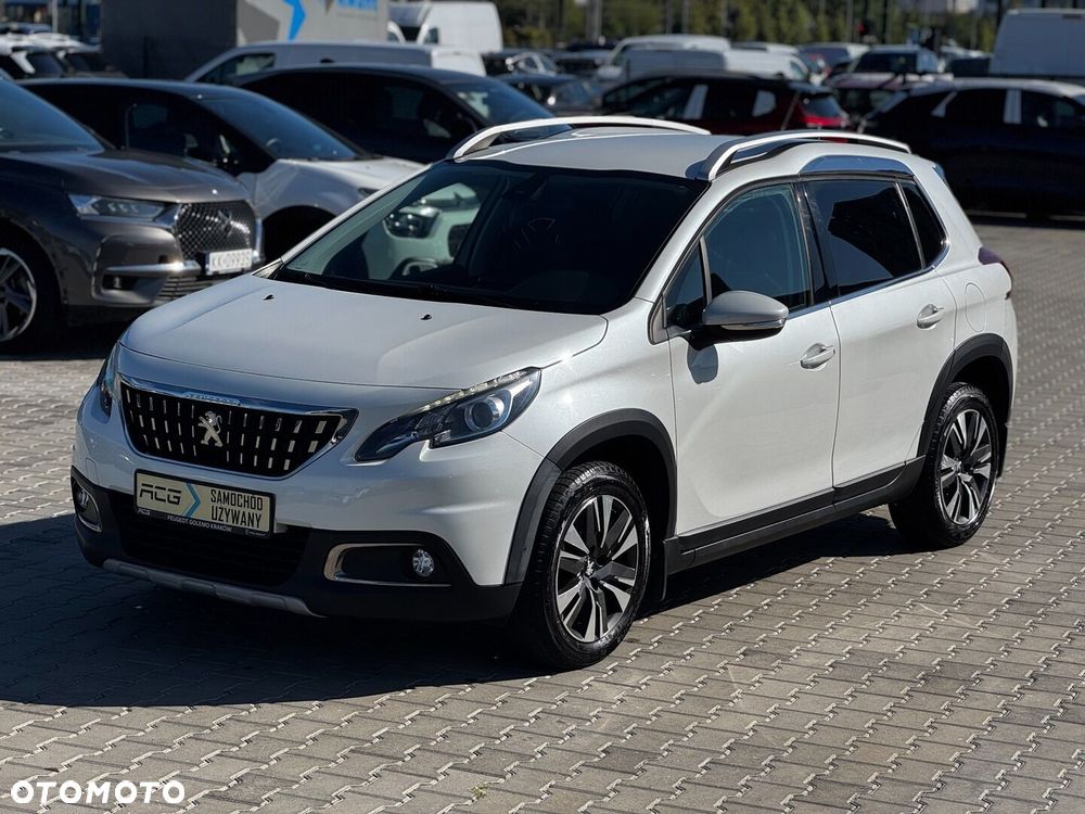 Peugeot 2008 1.2 Pure Tech Allure S&S EAT6 - 3