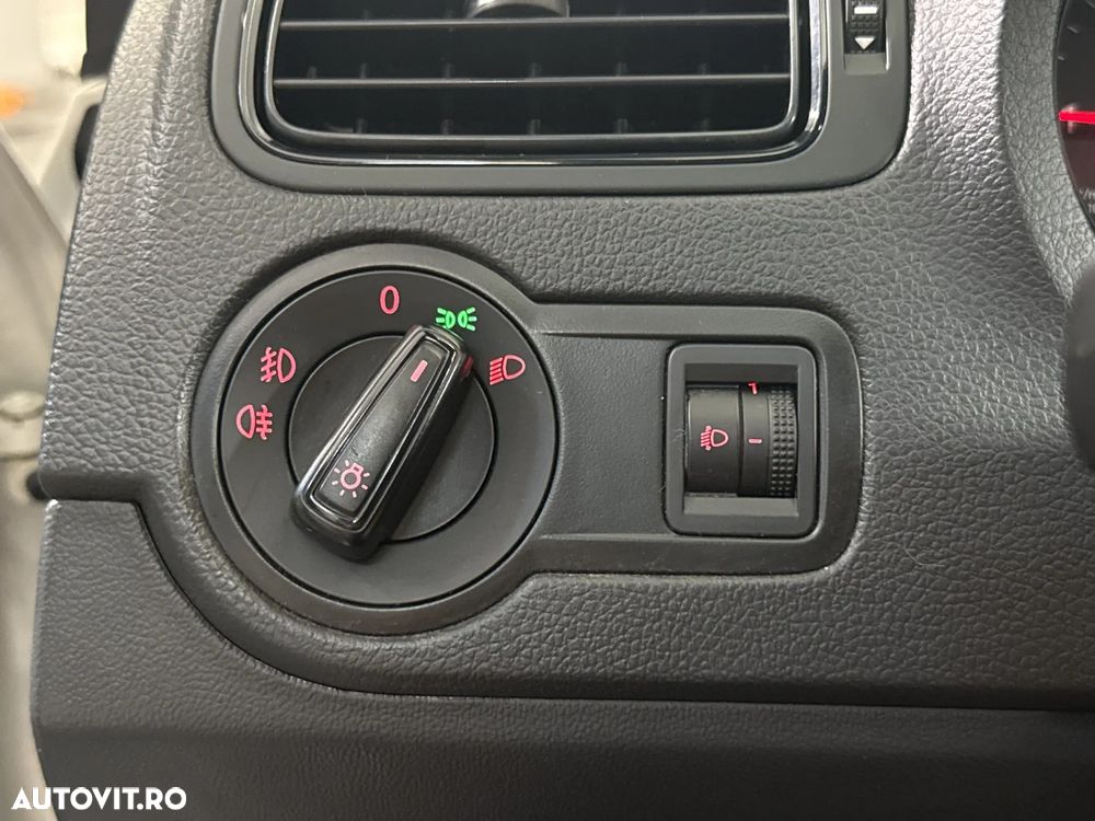 Volkswagen Polo - 15