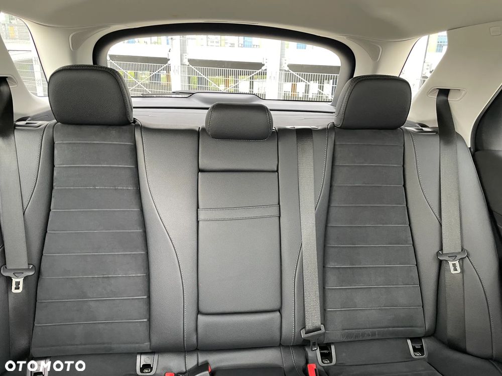 Mercedes-Benz GLE 300 d 4Matic 9G-TRONIC AMG Line - 26
