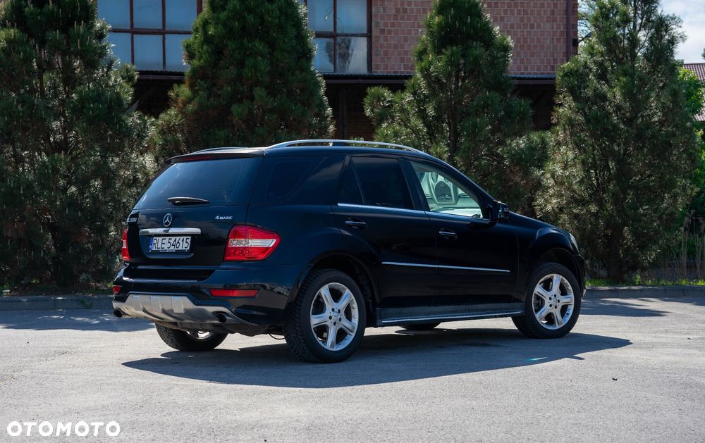 Mercedes-Benz ML 500 4Matic 7G-TRONIC - 4