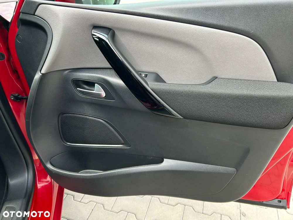 Citroën C4 SpaceTourer PureTech 130 Stop&Start FEEL - 29