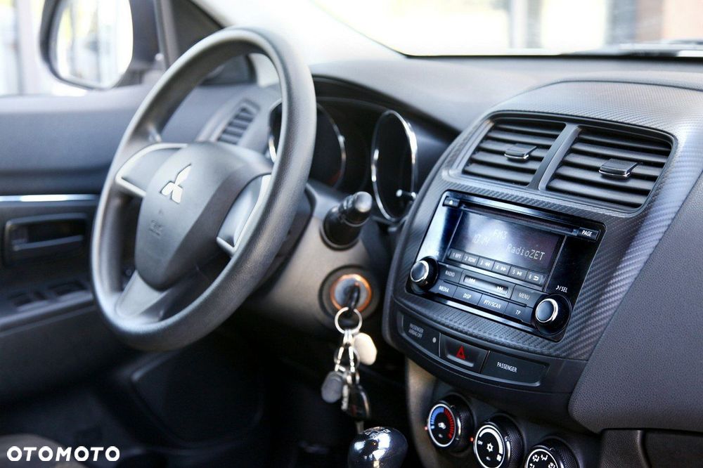 Mitsubishi ASX - 8
