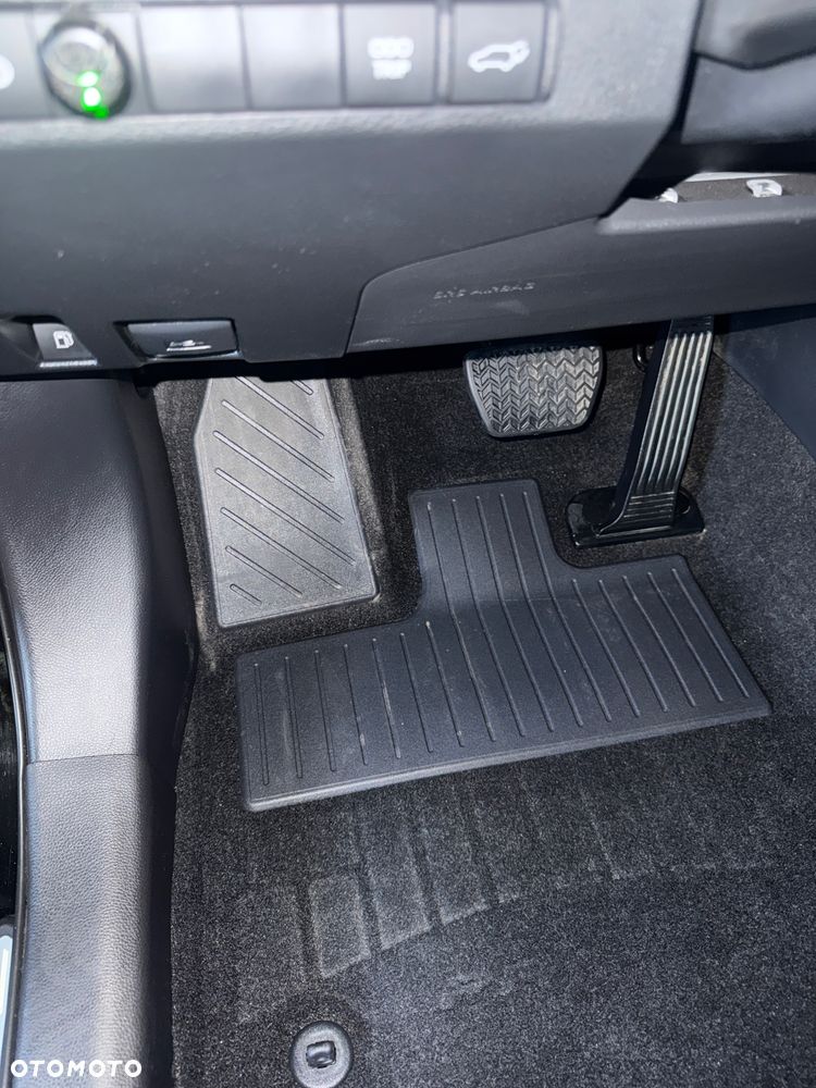 Toyota RAV4 2.5 Hybrid Dynamic Force Comfort 4x2 e-CVT - 5