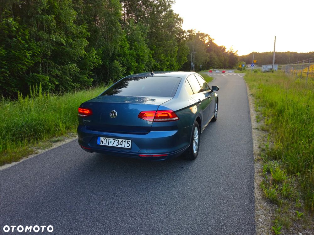 Volkswagen Passat 2.0 TDI BMT Comfortline - 19