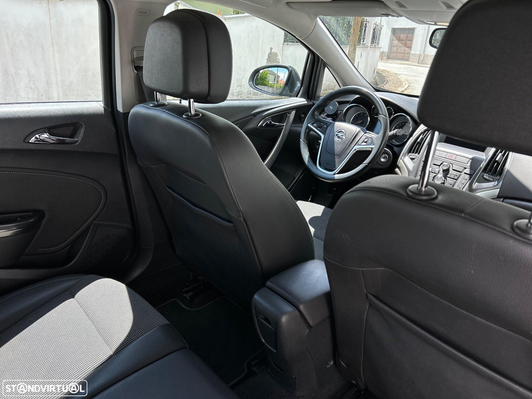 Opel Astra Sports Tourer 1.7 CDTi Cosmo 105g S/S - 23