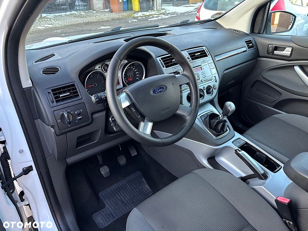 Ford Kuga 2.0 TDCi Titanium - 35