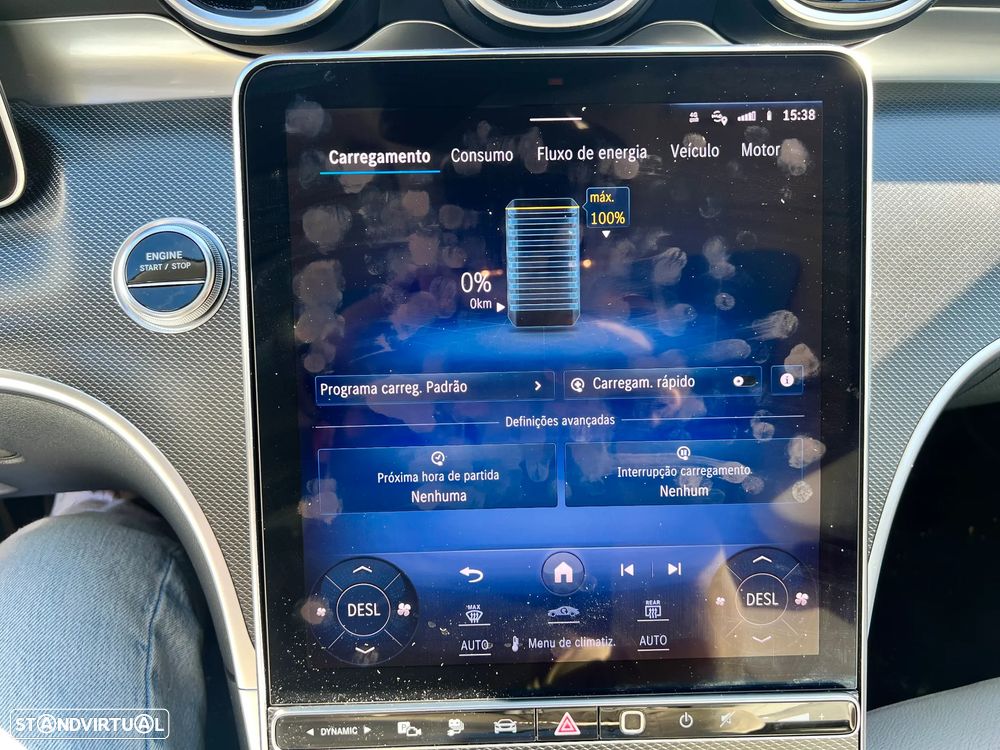 Mercedes-Benz C 400 e 4Matic AMG Line - 23