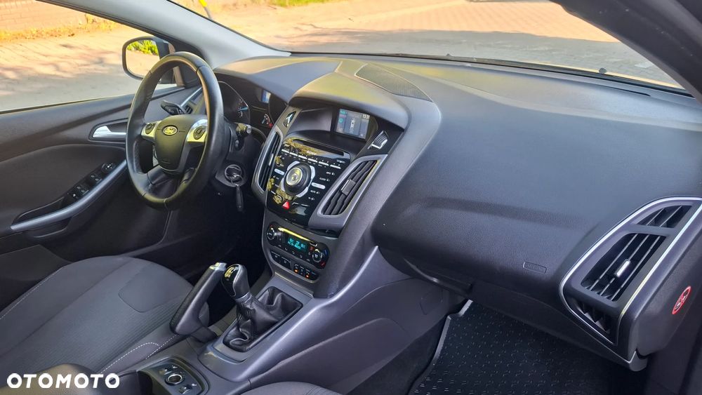 Ford Focus 1.0 EcoBoost Trend - 8