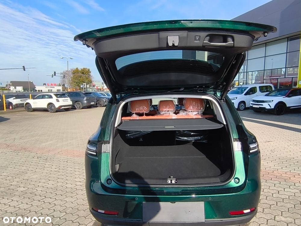 Leapmotor C10 REEV Design - 12