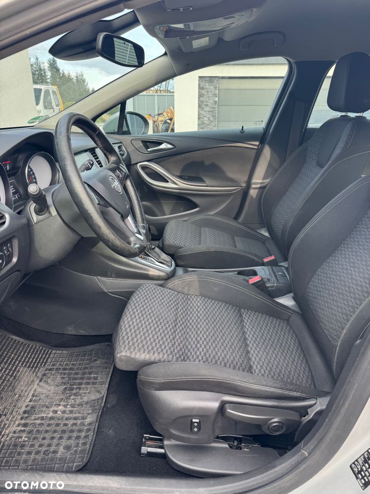 Opel Astra 1.6 D (CDTI) Automatik Innovation - 18