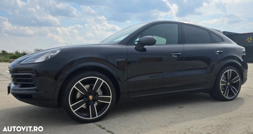 Porsche Cayenne Coupe - 1