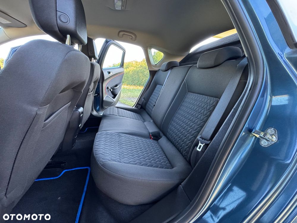 Opel Astra - 27