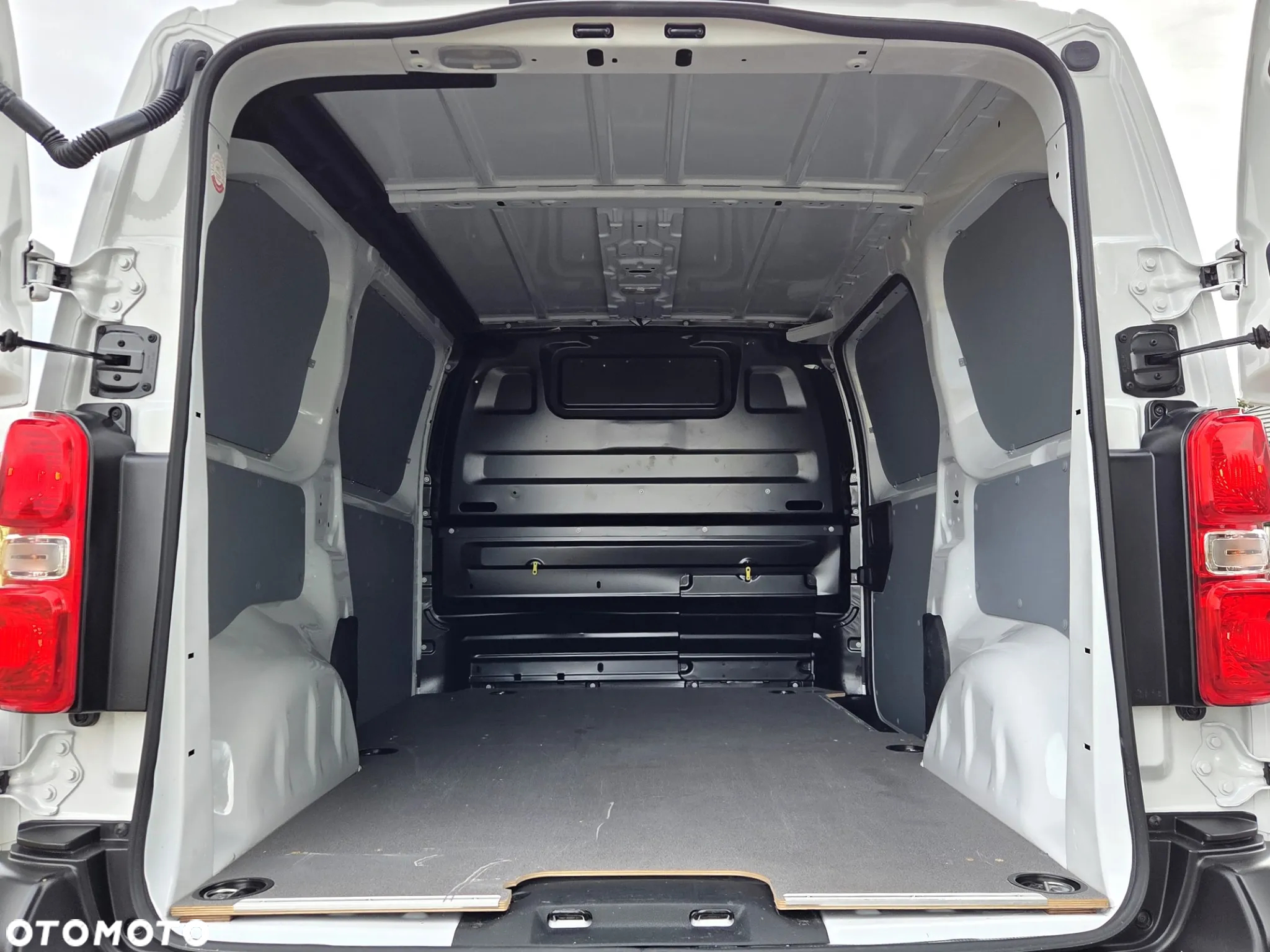 Peugeot EXPERT LIFT, L2 (M), KLIMA, NAVI, 2.0 HDI, 144 KM, AUTOMAT!!! - 10