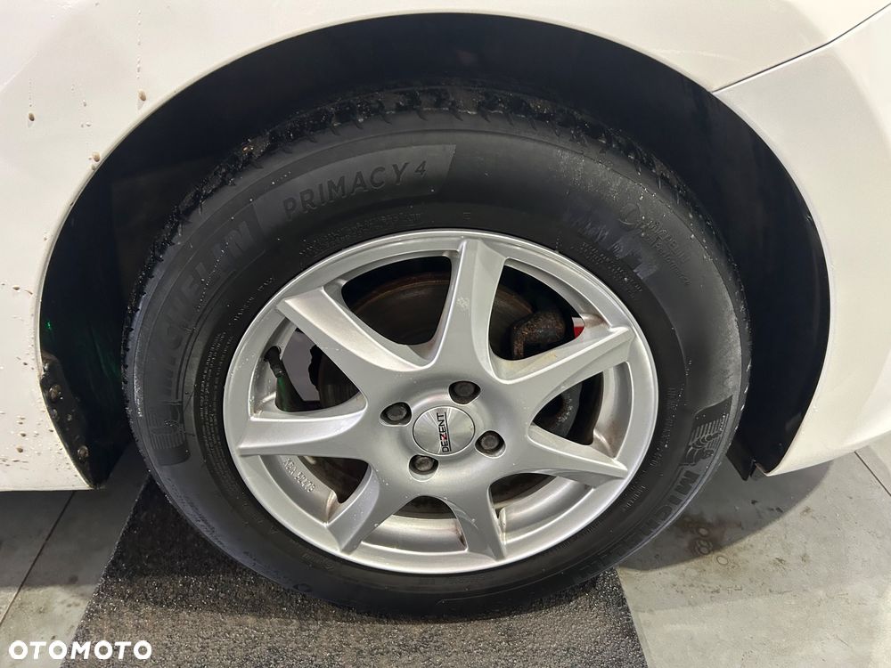 Kia Rio 1.2 Business Line - 10