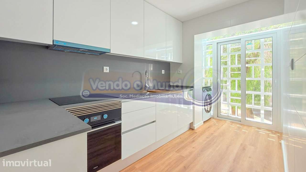 Apartamento T2 em Alverca do Ribatejo (ALV258) - Grande imagem: 2/16