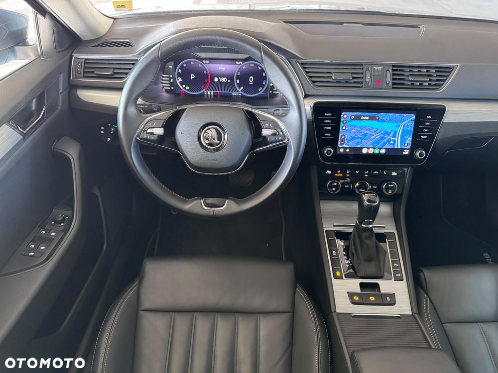 Skoda Superb 2.0 TSI Ambition DSG - 11
