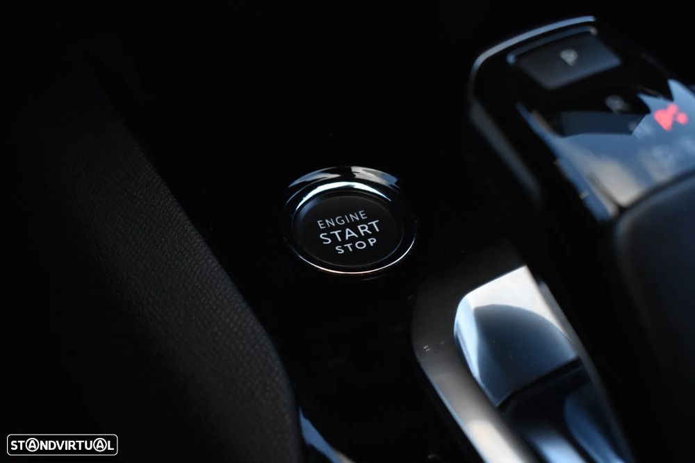 Peugeot 3008 1.6 Hybrid Allure e-EAT8 - 48