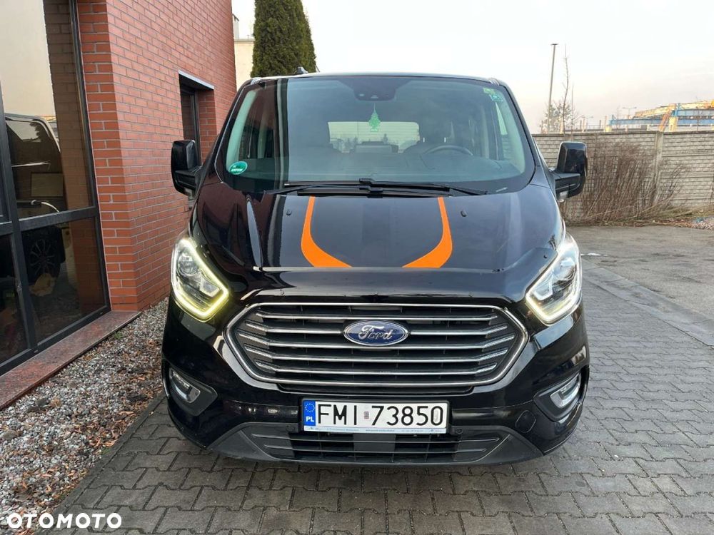 Ford Tourneo Custom - 5