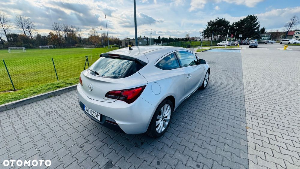 Opel Astra 2.0 CDTI ecoFLEX Start/Stop - 18