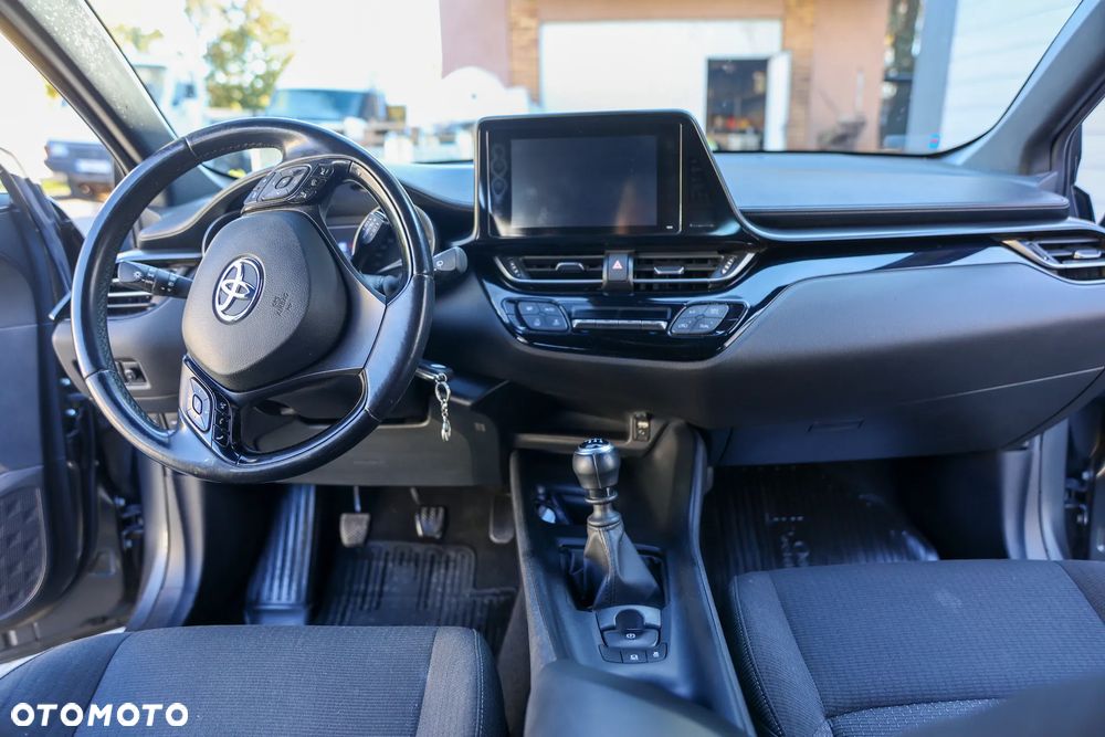 Toyota C-HR 1.2 T GPF Premium - 10