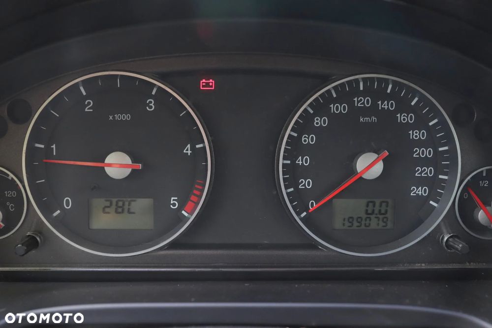 Ford Mondeo 2.0 TDCI DPF Ghia - 15