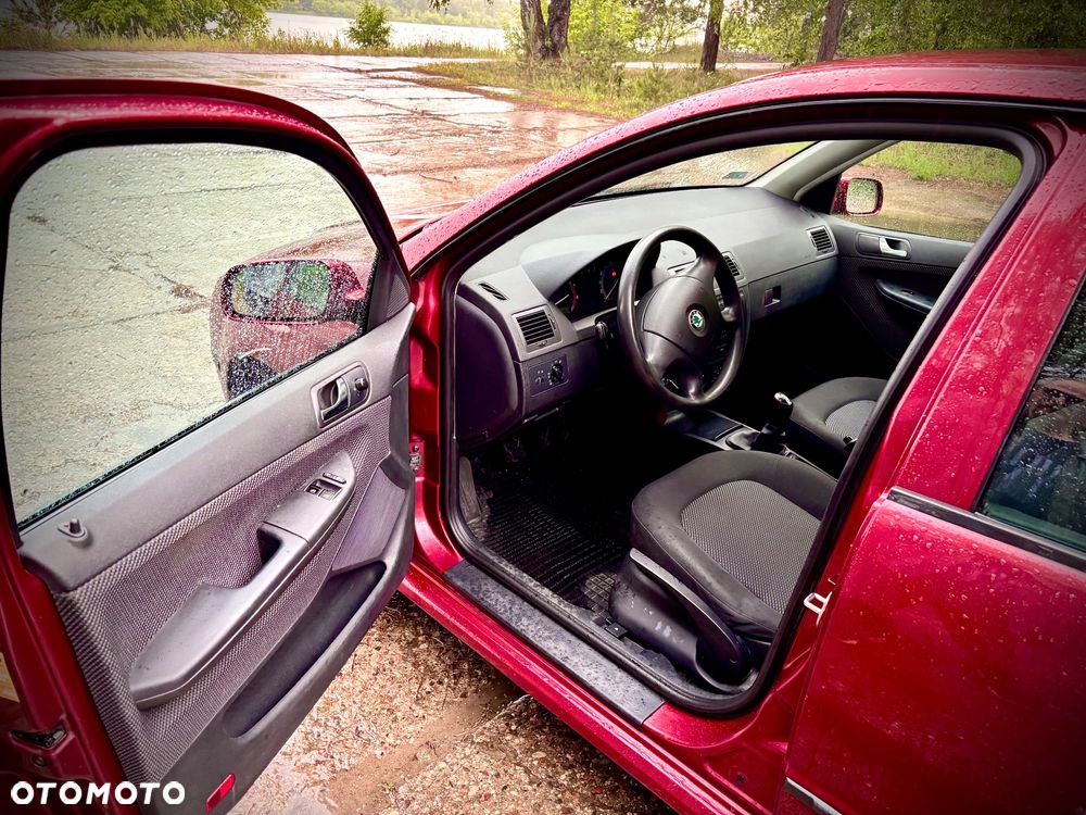 Skoda Fabia - 6