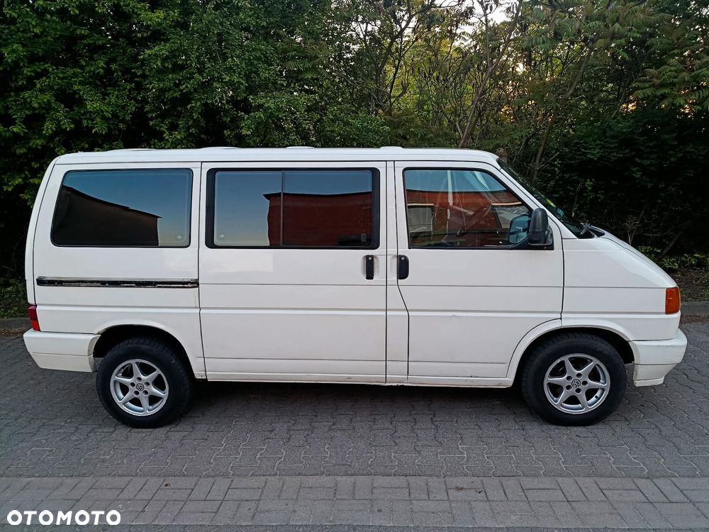 Volkswagen Multivan Standard - 3