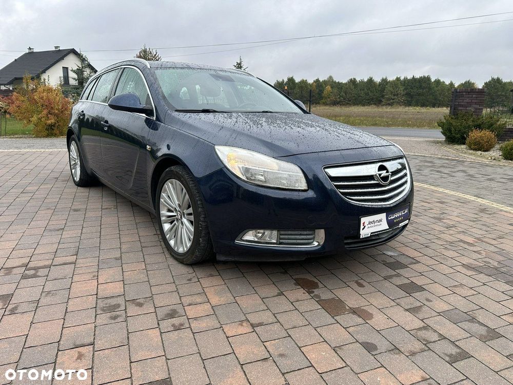 Opel Insignia - 1