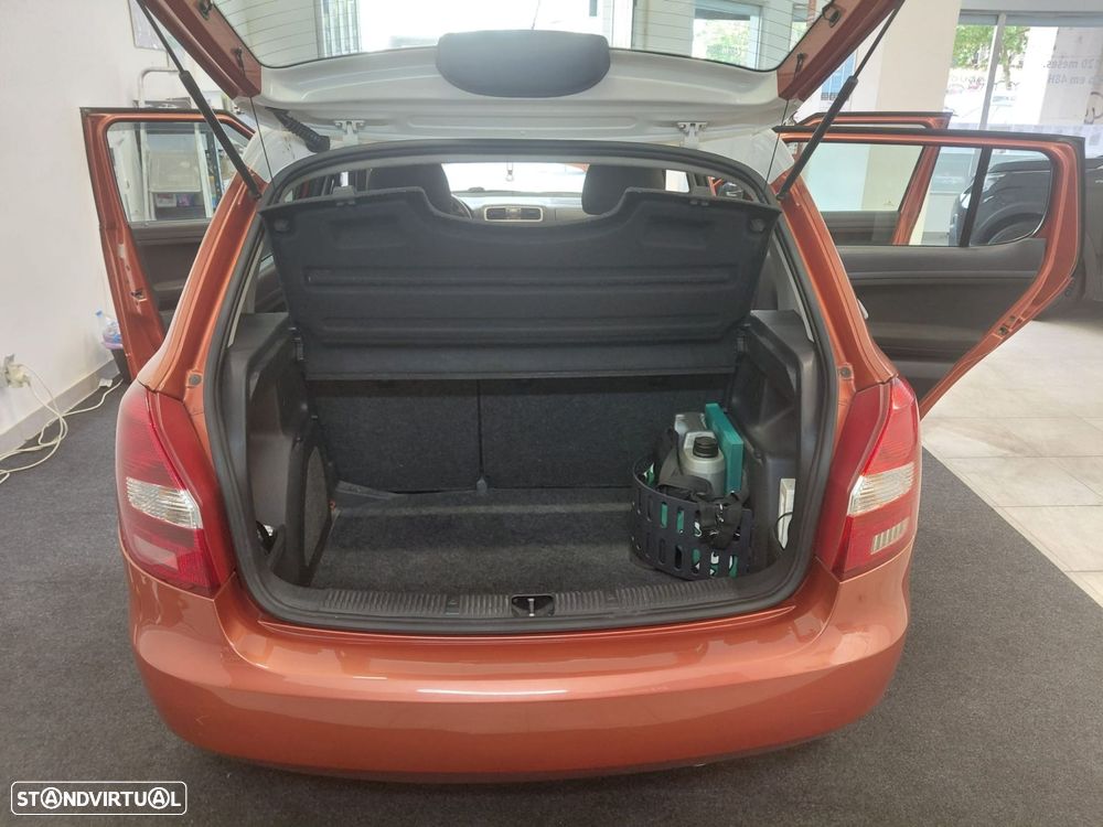 Skoda Fabia - 25
