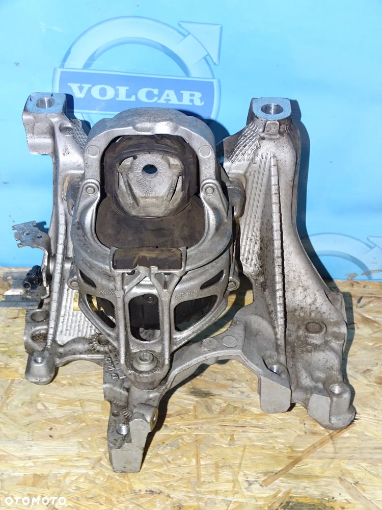 PODUSZKA ŁAPA ZAWIESZENIA P+L AUDI A4 B9 3.0 TDI - 3